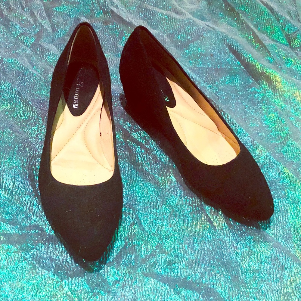ModCloth Cute Kitten Wedges